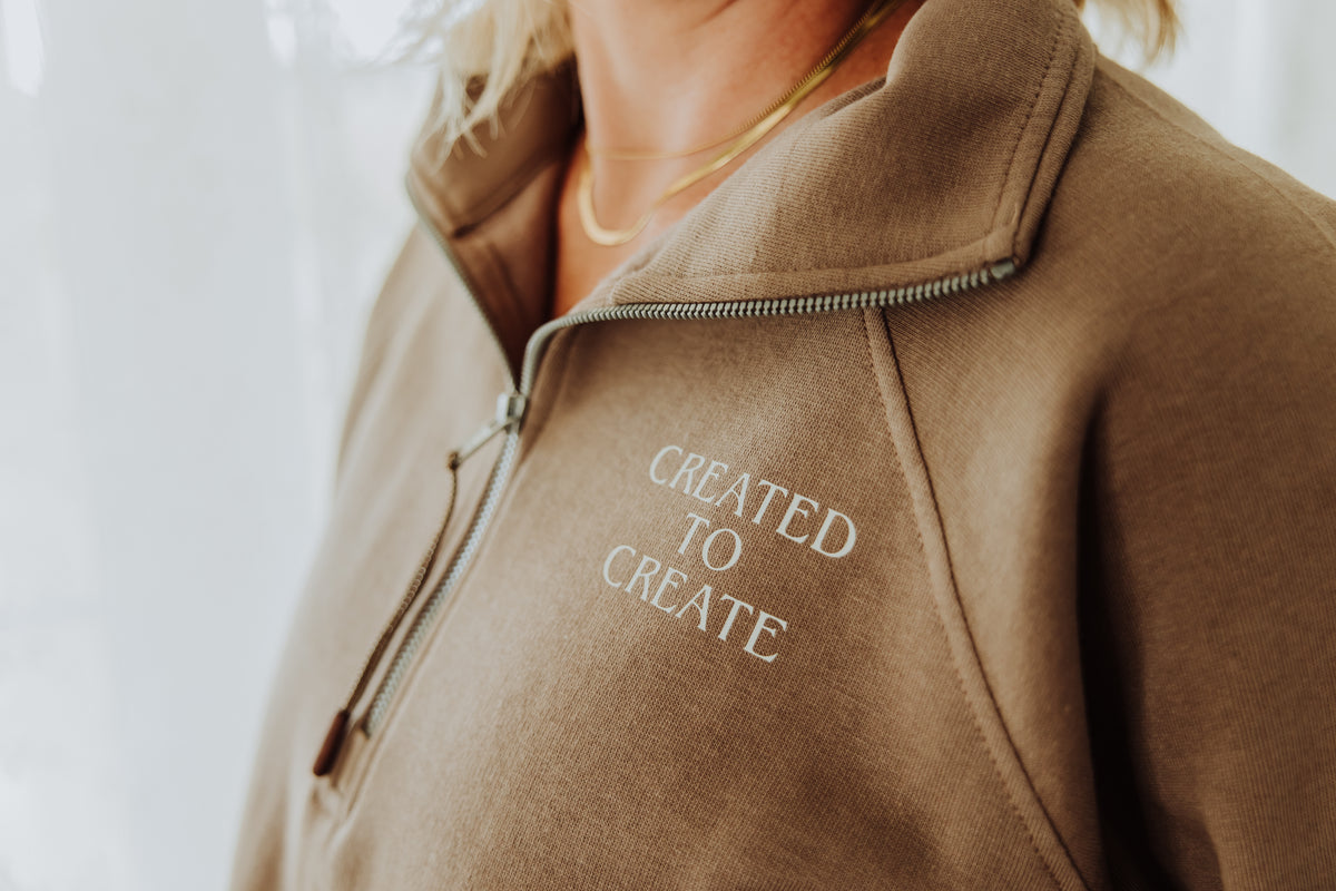 "Created to Create" Boxy Quarter Zip Fleece in Brown Sugar